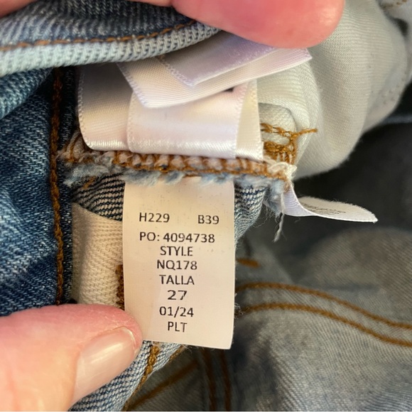 Madewell 90’s Straight Crop Jeans.  Size 27 - Picture 6 of 6